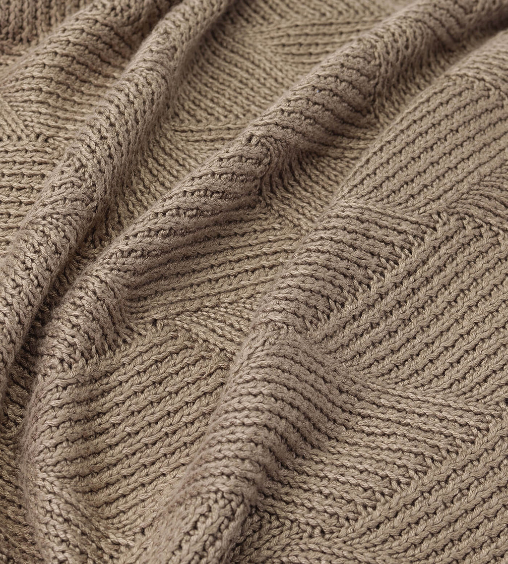 Bamboo Blanket Truffle Close Up