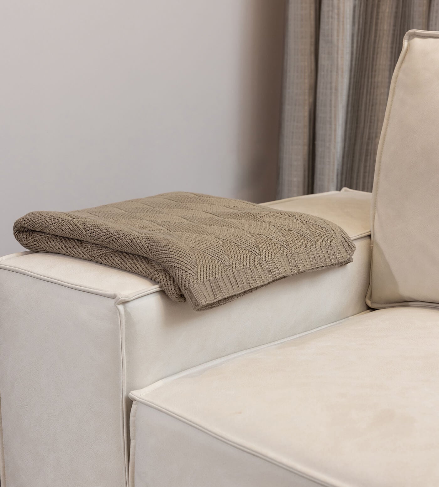 Bamboo Blanket Truffle